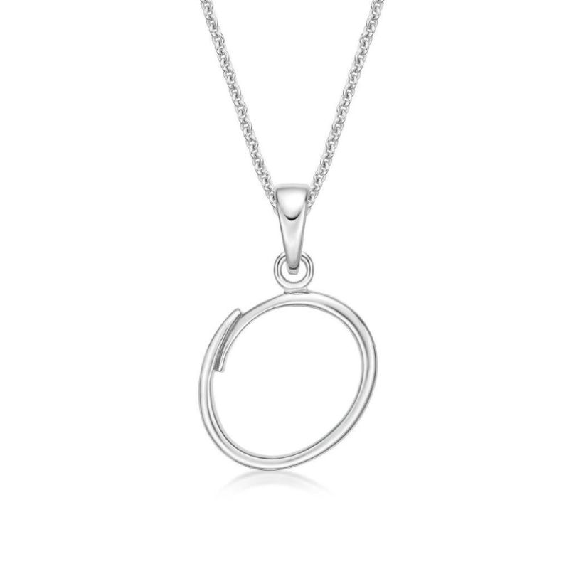 Picture of 'O' FOR OSCAR with chain